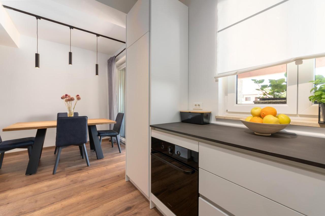 פורץ Holiday Home Maslina מראה חיצוני תמונה