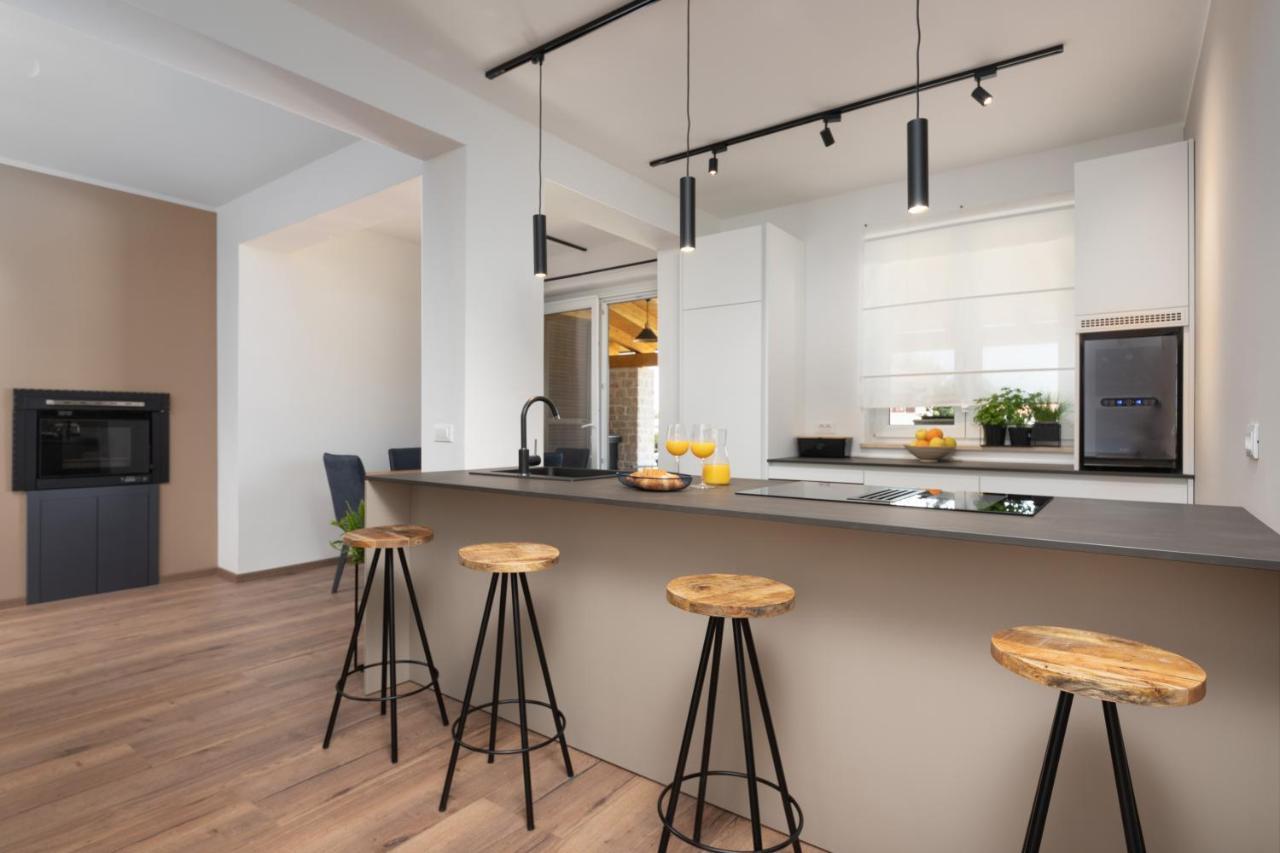 פורץ Holiday Home Maslina מראה חיצוני תמונה